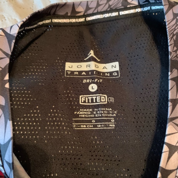 Jordan Training Tank - Picture 3 of 3